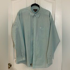 Ariat men's long sleeve button down shirt. In great condition.